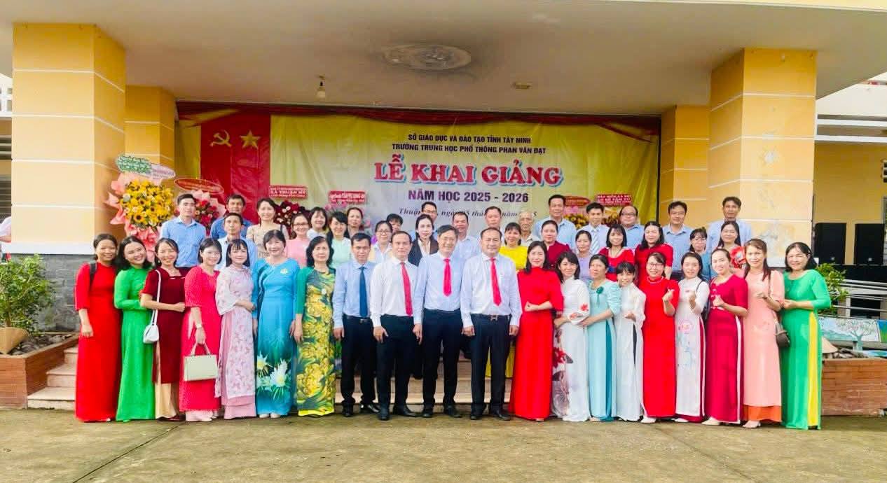 KHAI GIẢNG NĂM HỌC MỚI 2025 - 2026 VÀ KỶ NIỆM 80 NĂM NGÀY THÀNH LẬP BỘ QUỐC GIA GIÁO DỤC 